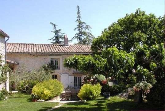 Bed and Breakfast Le Mas Fa Sua Malataverne Екстер'єр фото